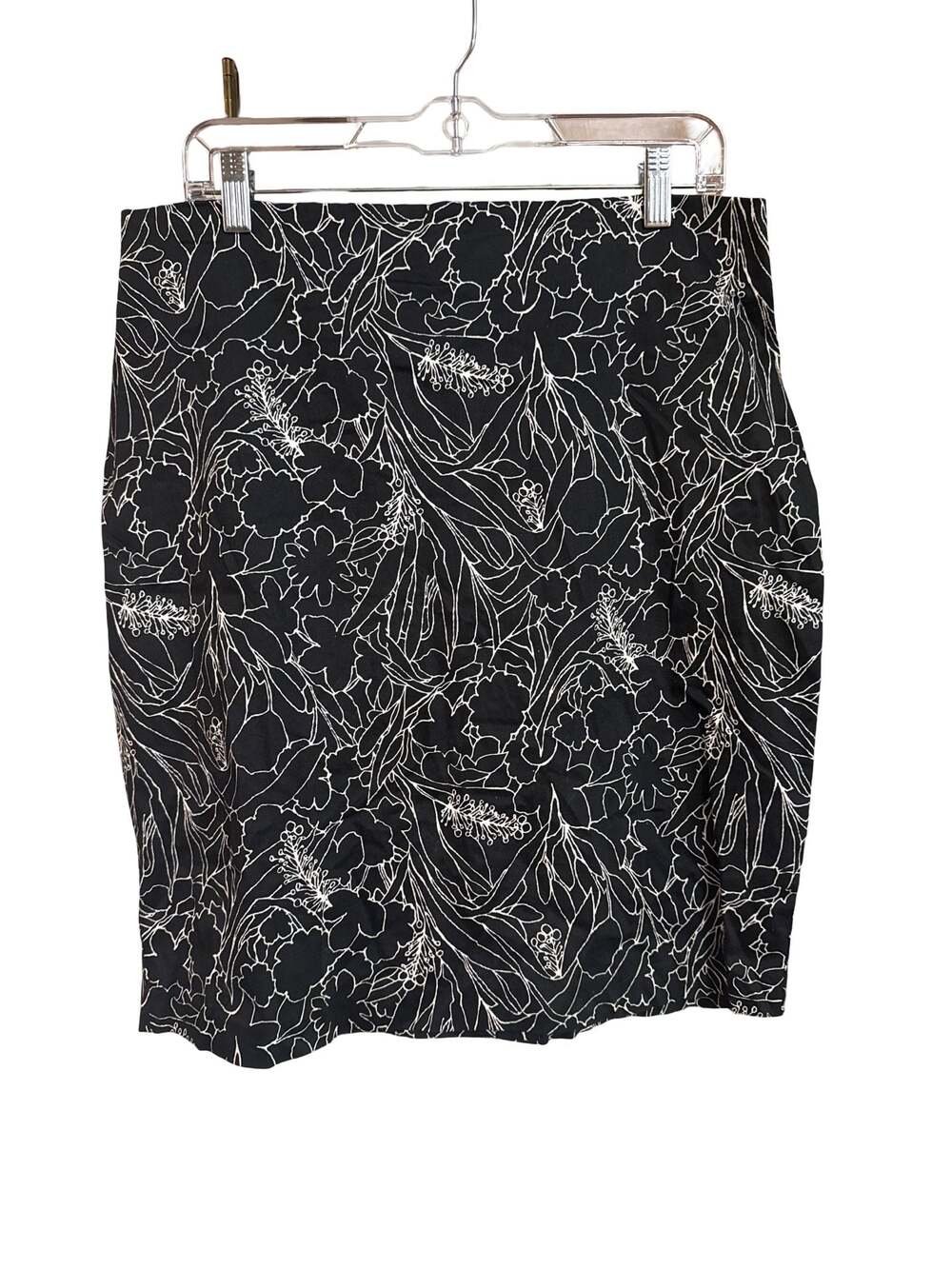 New York & Company Women's Stretch Black and White Floral Pencil Skirt Size 12